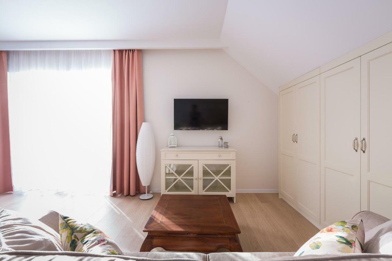 Ava Apartamenty Niechorze Exterior foto